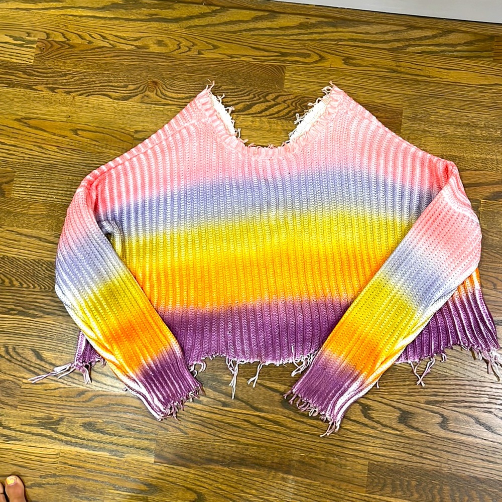 Oversized crop sweater